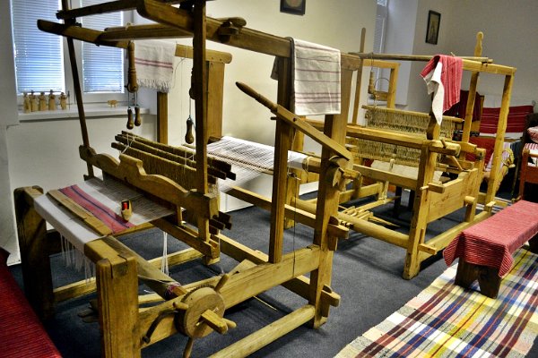 Tkalcovský stroj na látku - Muzeum rusínské kultury v Prešově